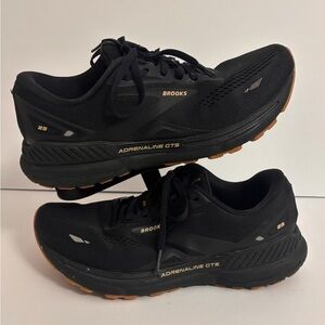 Brooks Adrenaline GTS 23 running sneakers women’s size 10.5